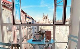 Preciosa Vivienda con Vistas a la Catedral PARKING&WIFI FREE
